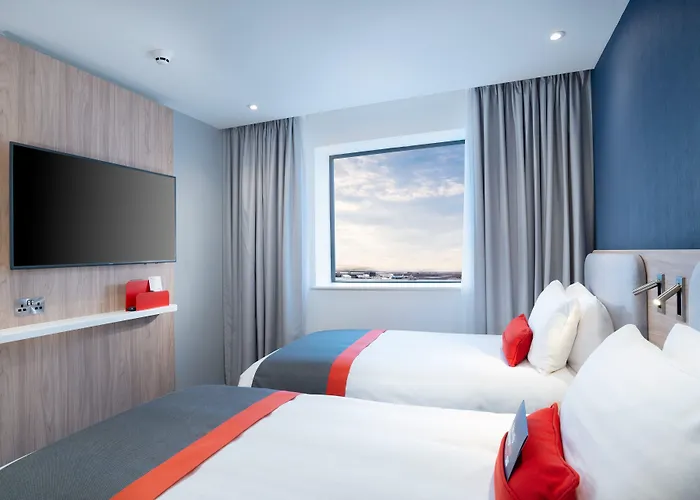 Holiday Inn Express - London Heathrow T4 By Ihg